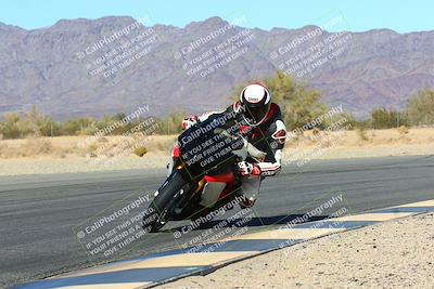 media/Jan-08-2022-SoCal Trackdays (Sat) [[1ec2777125]]/Turn 6 Inside (1pm)/